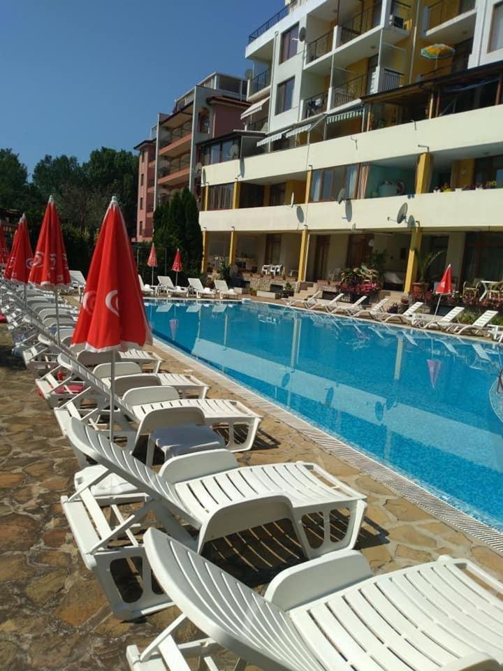 Blue Summer Sunny Beach Esterno foto